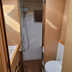 Catamaran Lagoon 630 Barcelona 7