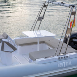 RIB Sunrise 7 Barcelona 10
