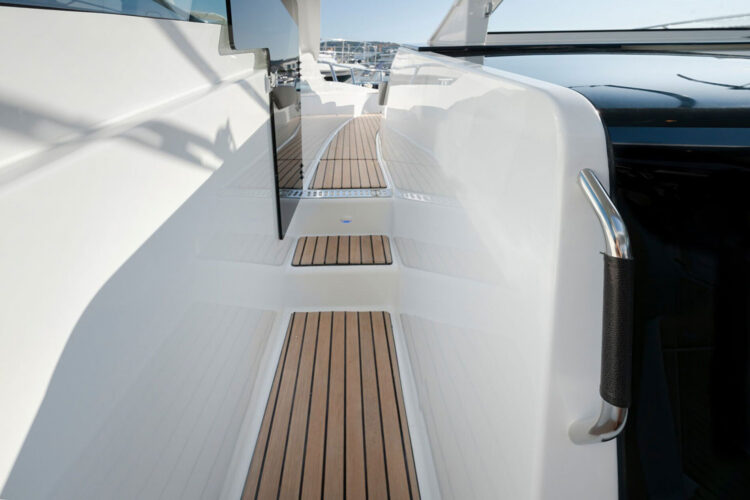 Yacht Beneteau Gran Turismo 32 Barcelona 11