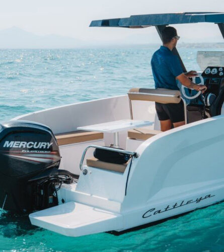 Motorboat Cattleya X6 Barcelona 1