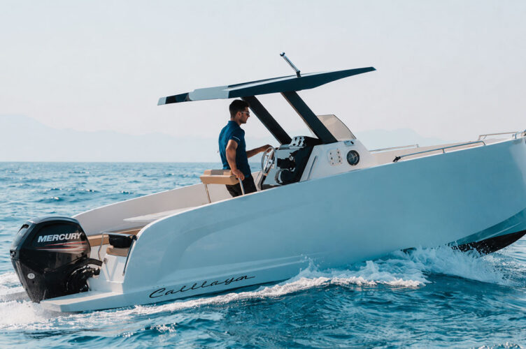 Motorboat Cattleya X6 Barcelona 3