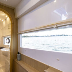 Motorboat Aquila 36 Barcelona 15