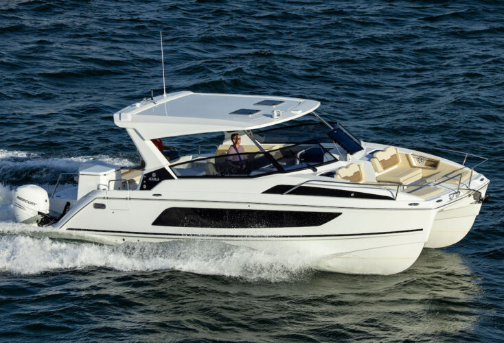 Motorboat Aquila 36 Barcelona 6