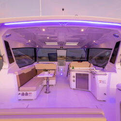 Motorboat Aquila 36 Barcelona 8