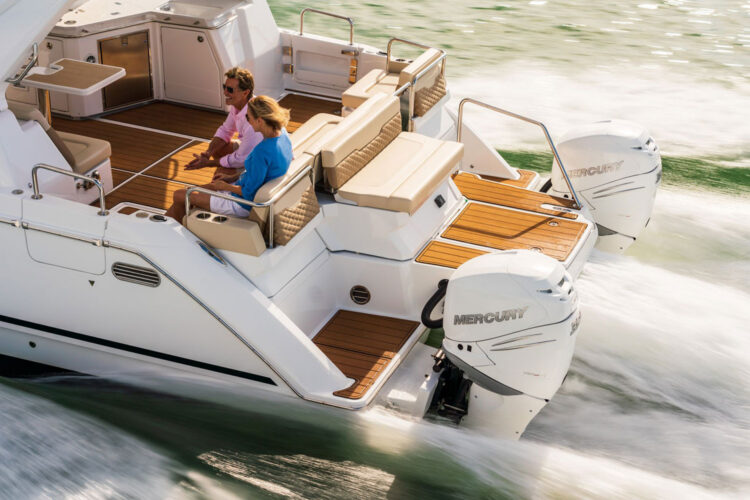 Motorboat Aquila 36 Barcelona 9