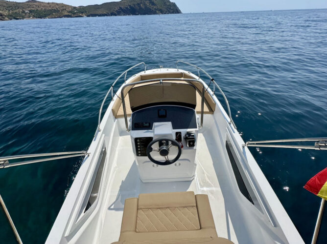 Motorboat Barqa Q20 Barcelona 3