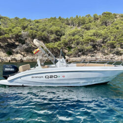 Motorboat Barqa Q20 Barcelona 7