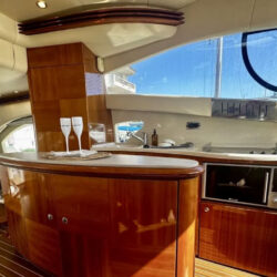 Yacht Azimut 55 Roses 11