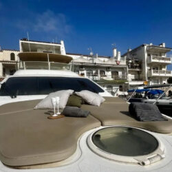Yacht Azimut 55 Roses 12