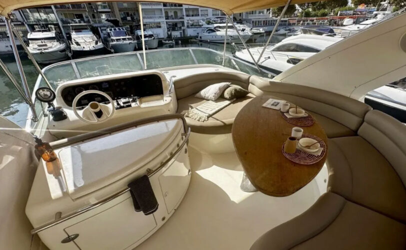 Yacht Azimut 55 Roses 4