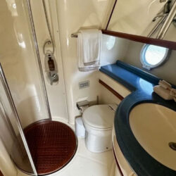 Yacht Azimut 55 Roses 7