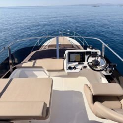 Yacht Parker 110 Monaco FLY Roses 10