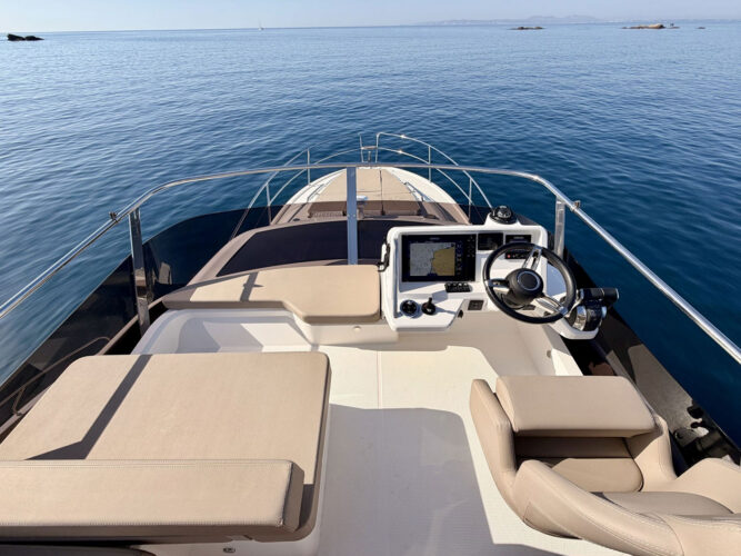 Yacht Parker 110 Monaco FLY Roses 10