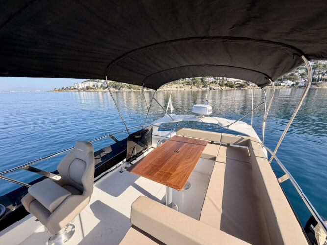 Yacht Parker 110 Monaco FLY Roses 11