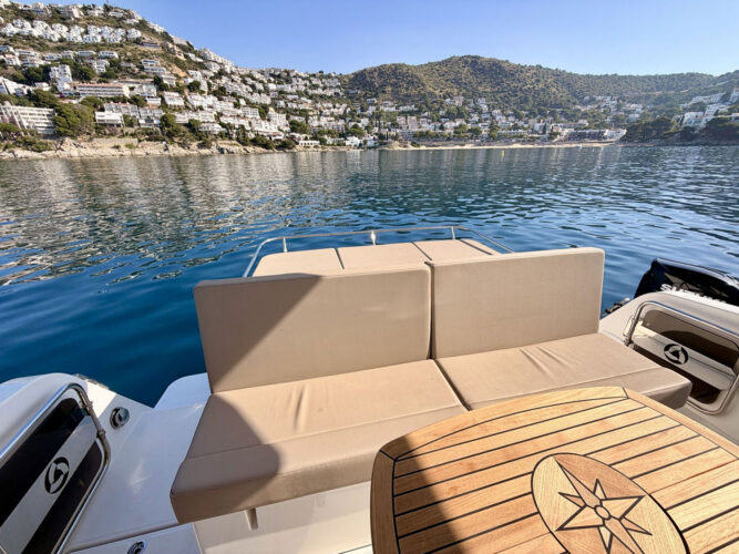 Yacht Parker 110 Monaco FLY Roses 8